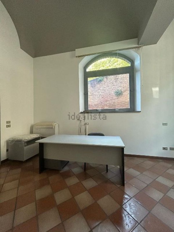 ufficio in affitto a Piacenza
