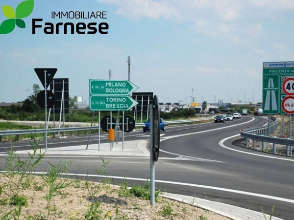 capannone in affitto a Piacenza in zona Roncaglia / Fossadello