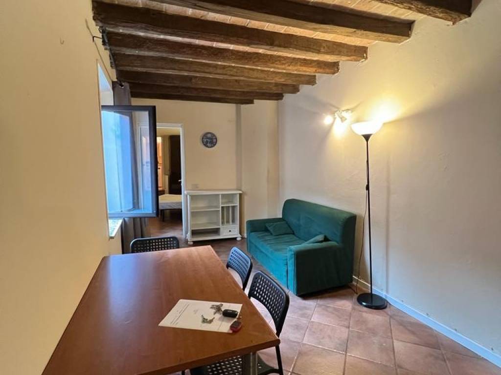 appartamento in affitto a Piacenza in zona Centro Storico