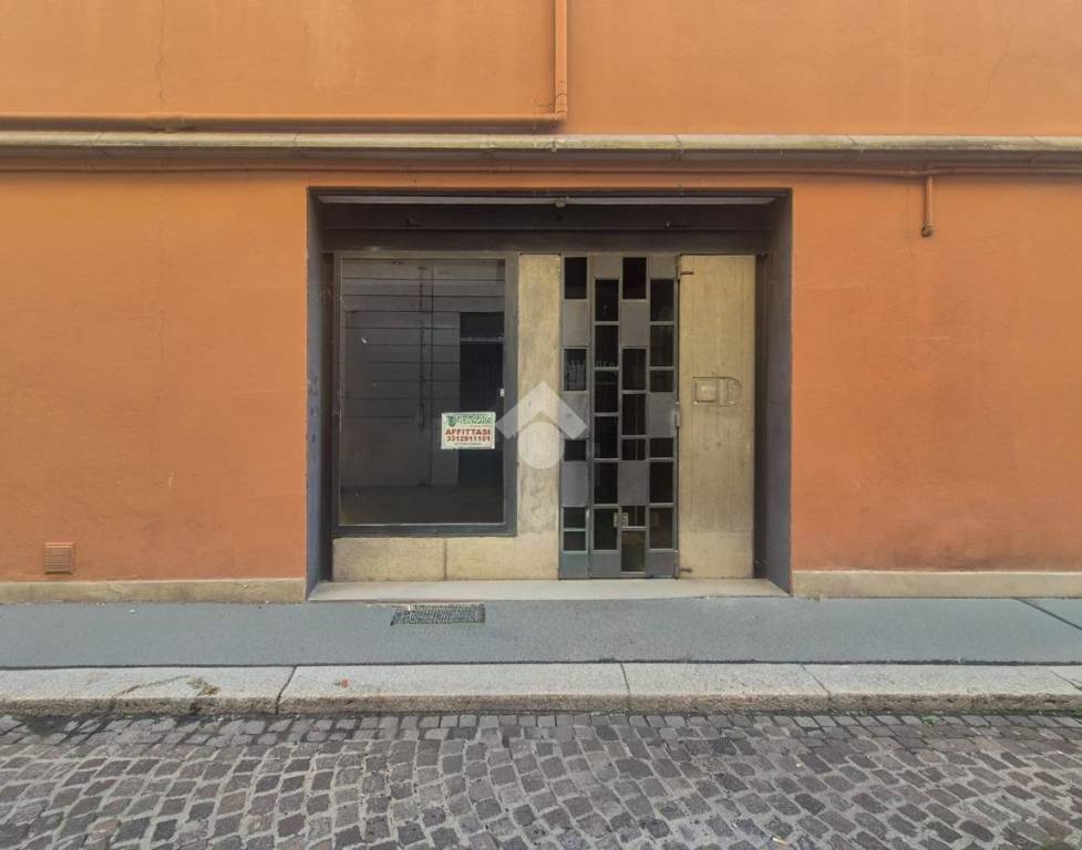 negozio in affitto a Piacenza in zona Centro Storico