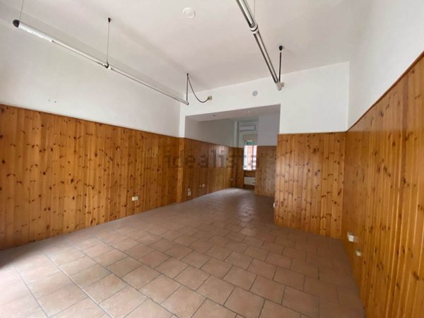 ufficio in affitto a Piacenza in zona Belvedere / Quartiere Duemila