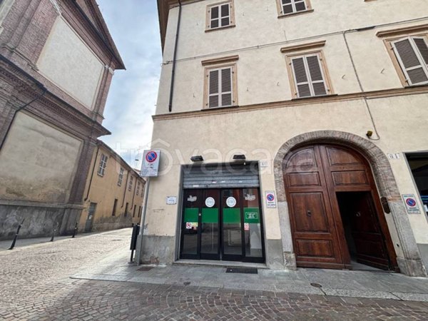 negozio in affitto a Piacenza in zona Centro Storico