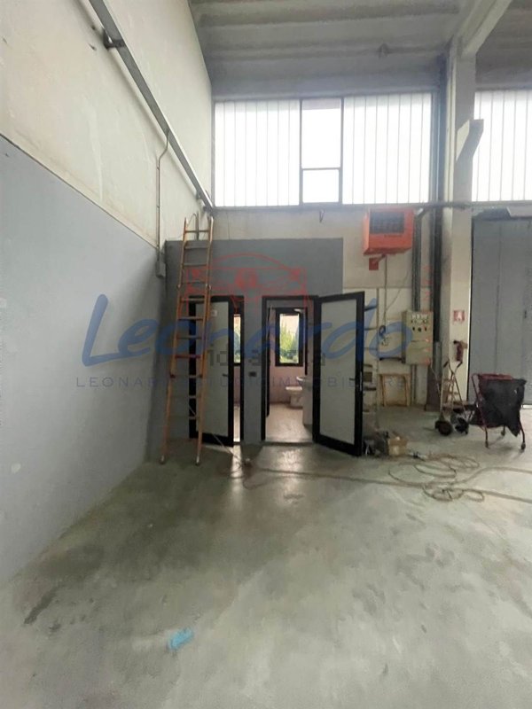 capannone in affitto a Piacenza in zona Roncaglia / Fossadello