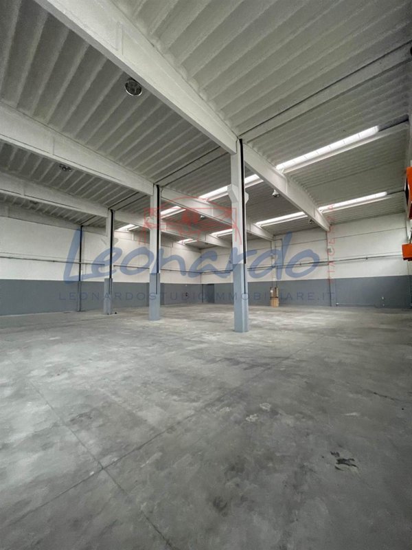 capannone in affitto a Piacenza