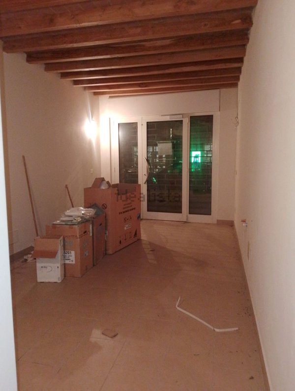 ufficio in affitto a Piacenza in zona Belvedere / Quartiere Duemila