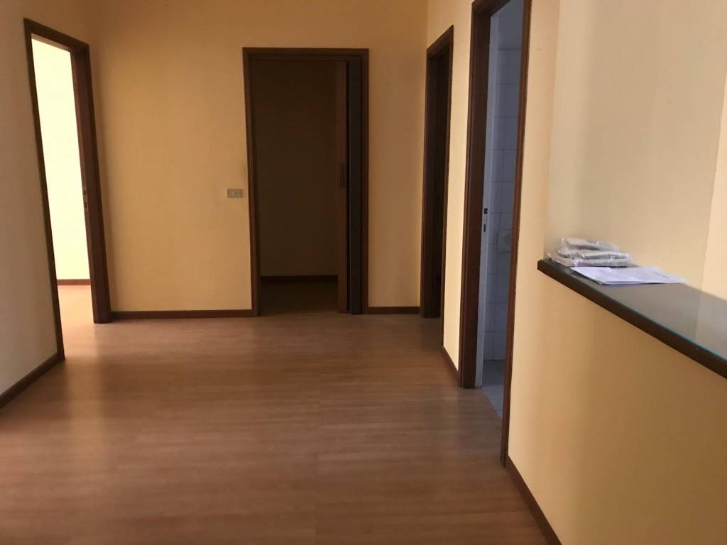 ufficio in affitto a Piacenza