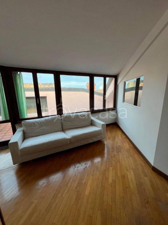 appartamento in affitto a Piacenza in zona Centro Storico