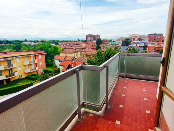 appartamento in affitto a Piacenza in zona Infrangibile