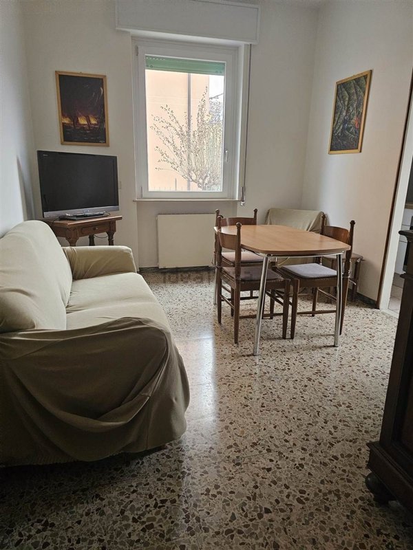 appartamento in affitto a Piacenza in zona Farnesiana