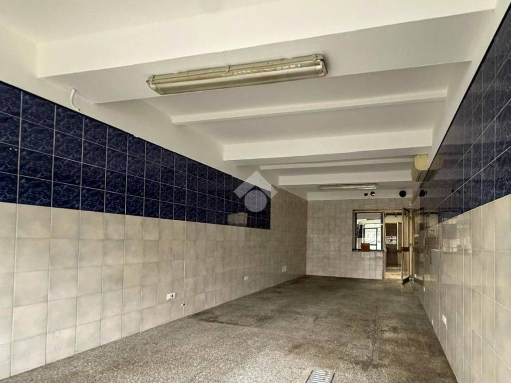 negozio in affitto a Piacenza in zona Centro Storico