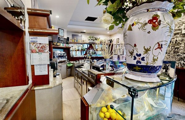 negozio in affitto a Piacenza in zona Barriera Genova