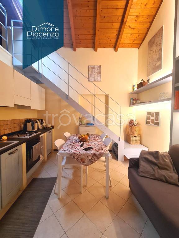 appartamento in affitto a Piacenza in zona Centro Storico