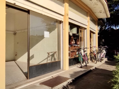 negozio in affitto a Piacenza in zona Infrangibile