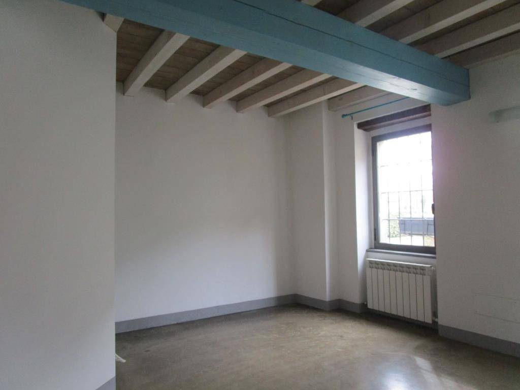 appartamento in affitto a Piacenza in zona Montale