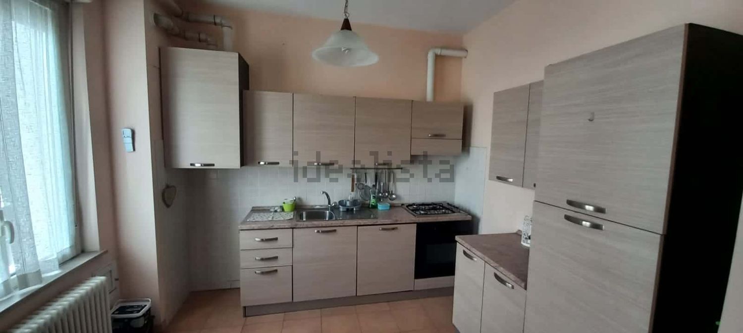 appartamento in affitto a Piacenza in zona Infrangibile