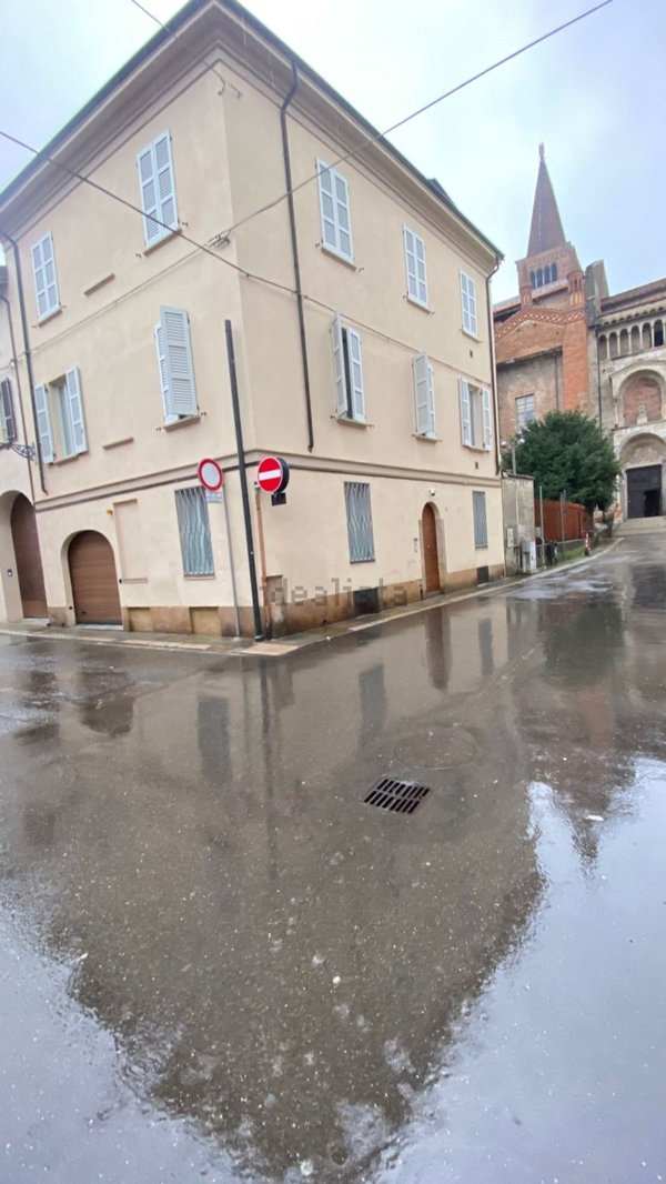 appartamento in affitto a Piacenza in zona Centro Storico