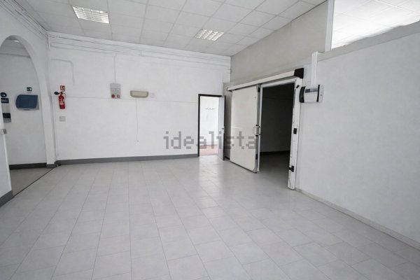 locale di sgombero in affitto a Piacenza in zona Infrangibile