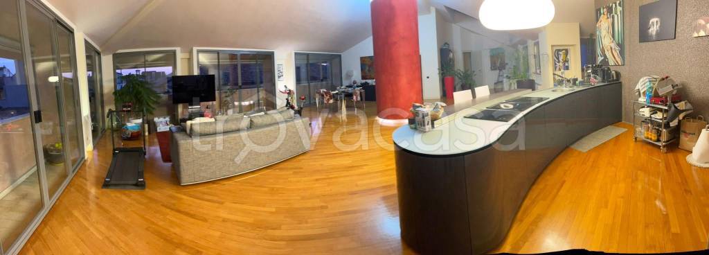 ufficio in affitto a Piacenza in zona Centro Storico