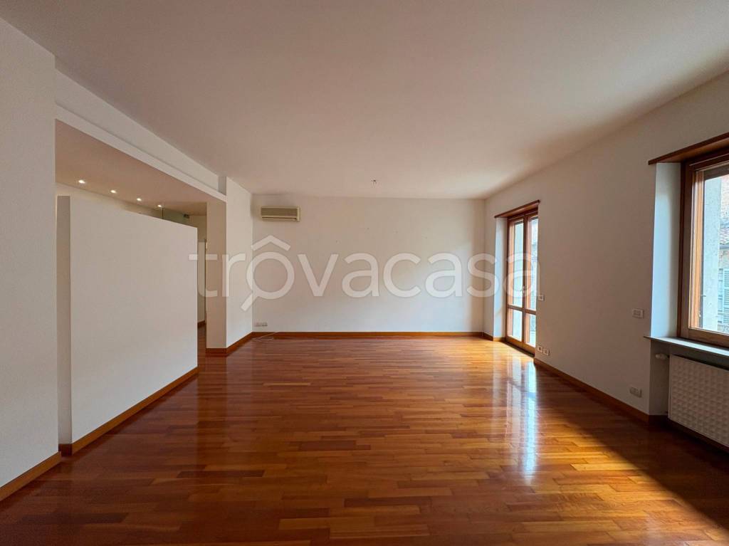 appartamento in affitto a Piacenza in zona Centro Storico