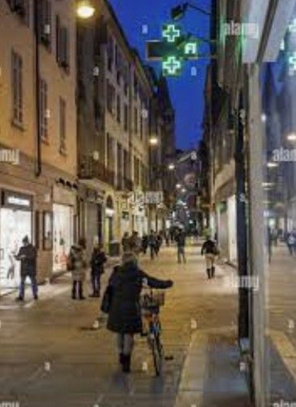 negozio in affitto a Piacenza in zona Centro Storico