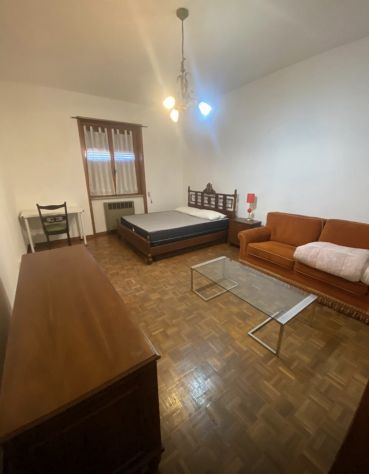 camera singola in affitto a Piacenza in zona Centro Storico