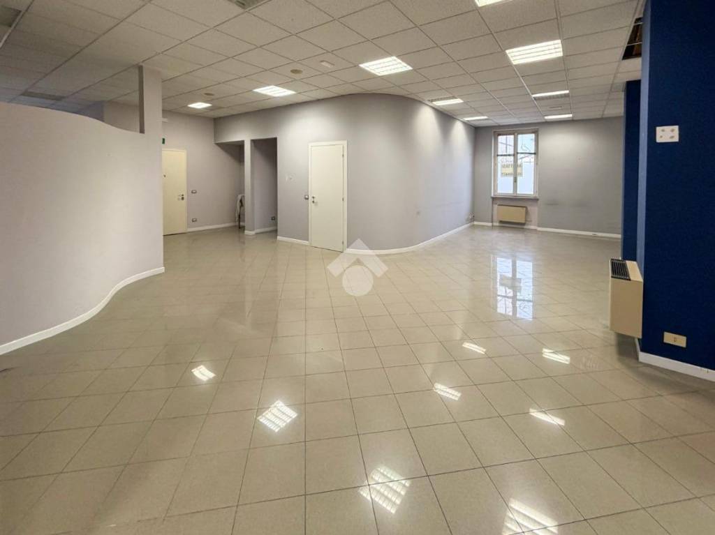 ufficio in affitto a Piacenza