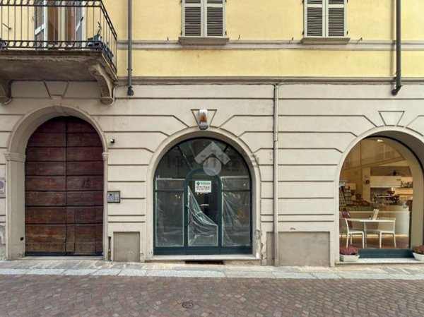 negozio in affitto a Piacenza in zona Centro Storico
