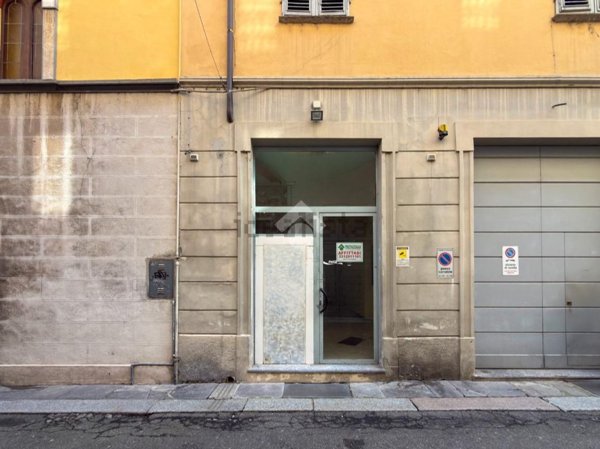 negozio in affitto a Piacenza in zona Centro Storico