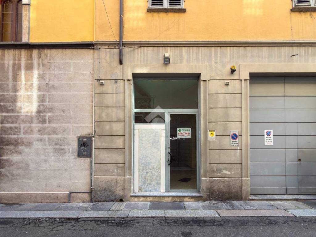 negozio in affitto a Piacenza in zona Centro Storico