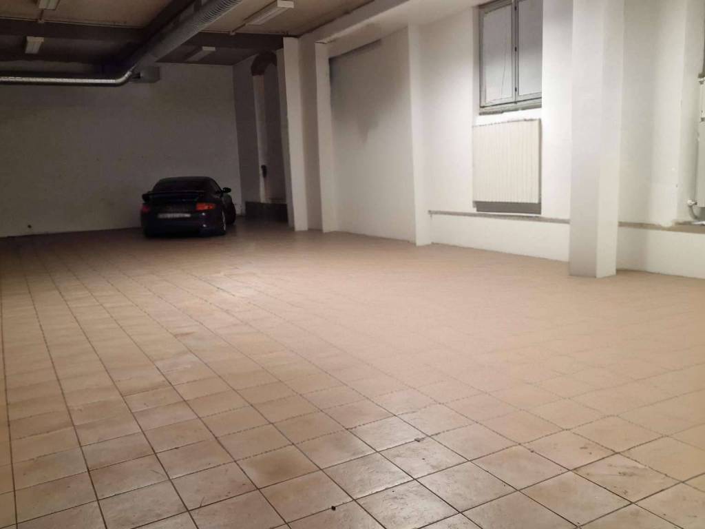 ufficio in affitto a Piacenza in zona Le Mose