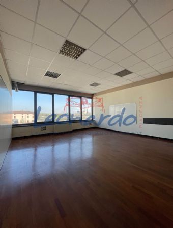ufficio in affitto a Piacenza in zona Caorsana