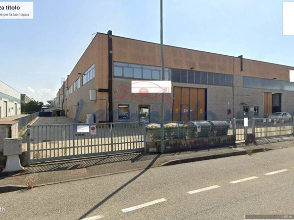 locale commerciale in affitto a Piacenza in zona Le Mose
