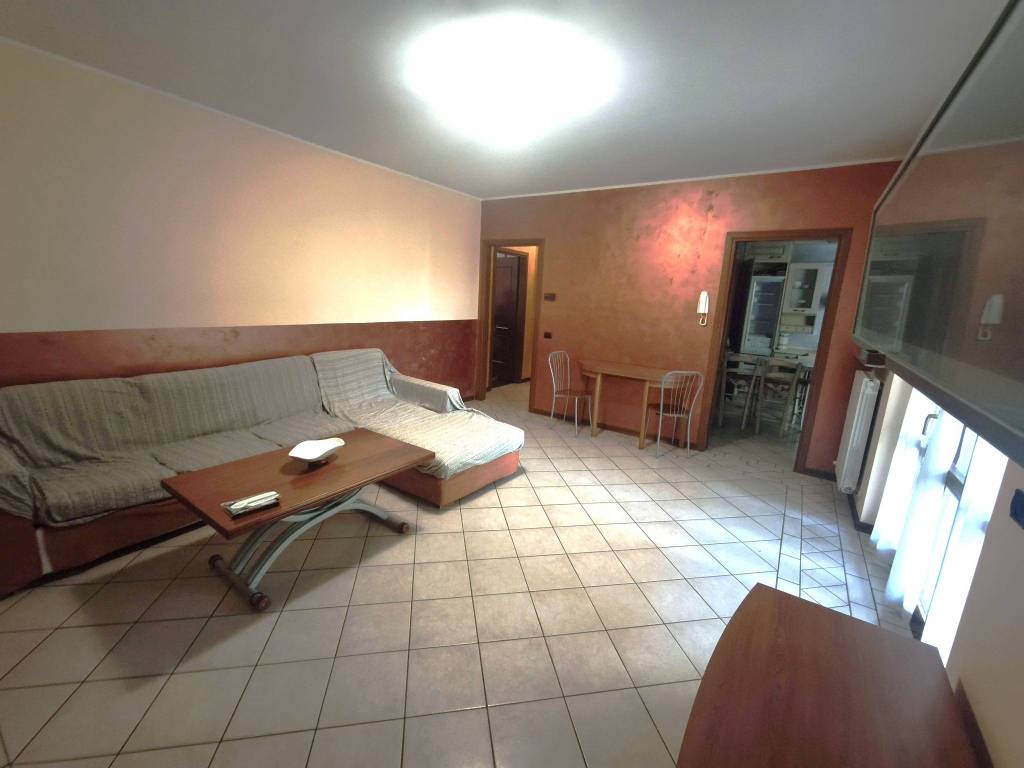 appartamento in affitto a Piacenza in zona Caorsana