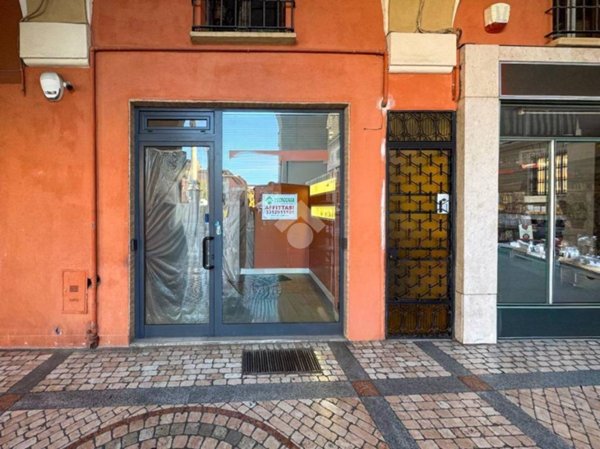 negozio in affitto a Piacenza in zona Centro Storico