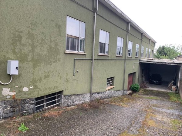 negozio in affitto a Piacenza in zona Pittolo