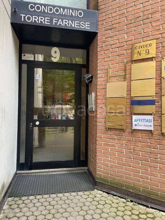ufficio in affitto a Piacenza in zona Farnesiana