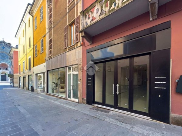 negozio in affitto a Piacenza in zona Centro Storico
