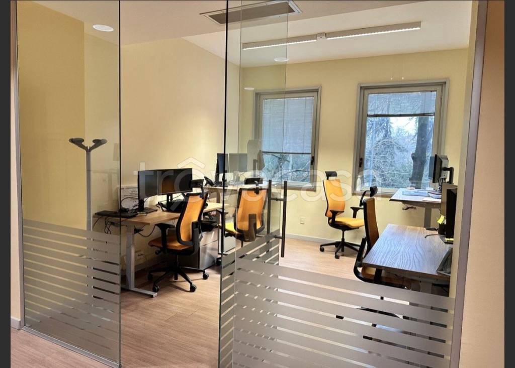 ufficio in affitto a Piacenza in zona Barriera Milano