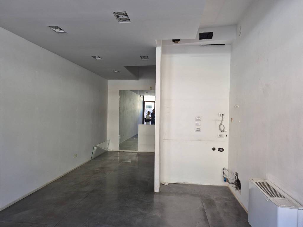 negozio in affitto a Piacenza in zona Centro Storico