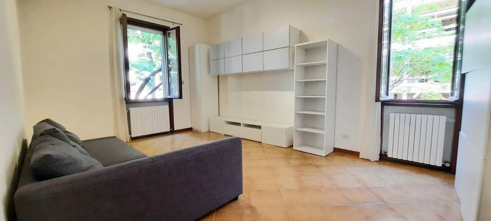 appartamento in affitto a Piacenza in zona Infrangibile