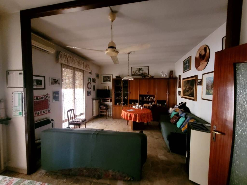 appartamento in affitto a Piacenza in zona Caorsana