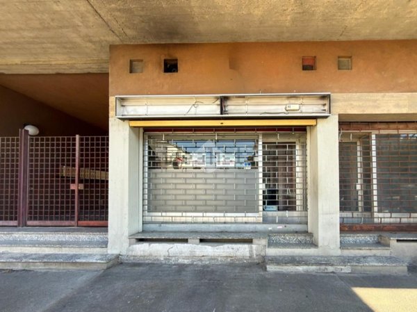 negozio in affitto a Piacenza in zona Boselli