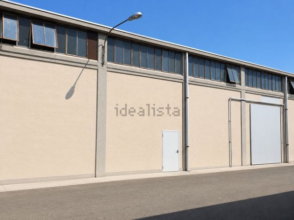 capannone in affitto a Piacenza in zona Veggioletta