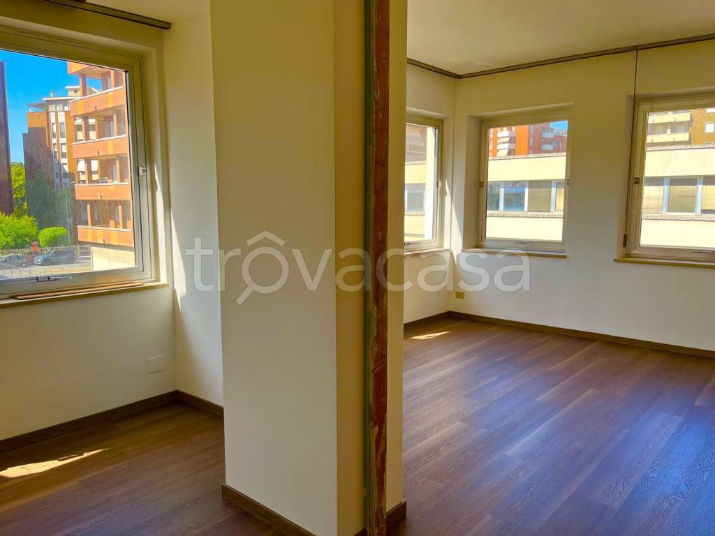 ufficio in affitto a Piacenza in zona Barriera Genova