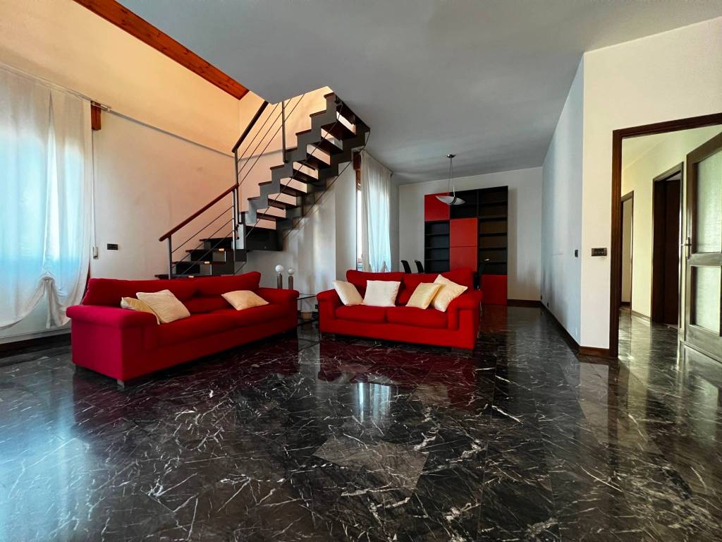 appartamento in affitto a Piacenza in zona Belvedere / Quartiere Duemila