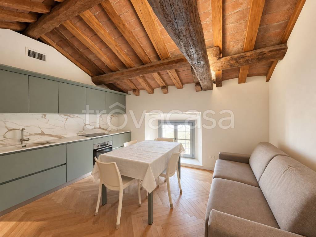 appartamento in affitto a Piacenza in zona Centro Storico