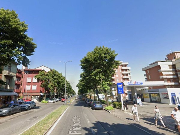 appartamento in affitto a Piacenza in zona Infrangibile