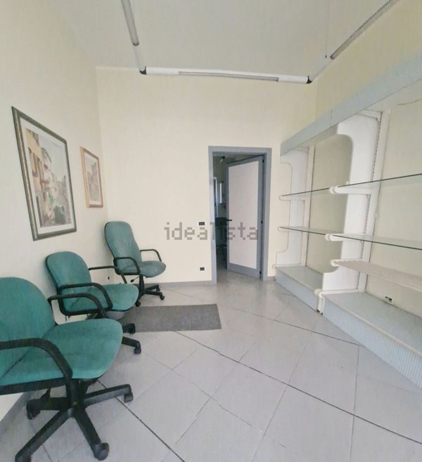 ufficio in affitto a Piacenza in zona Barriera Torino