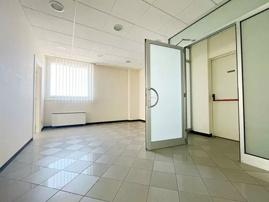 ufficio in affitto a Piacenza in zona Caorsana