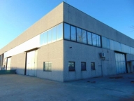 negozio in affitto a Podenzano